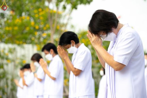 ภาพ No.43337:พิธีอัญเชิญมยุรนาวากาศ บูชาธรรมมหาปูชนียาจารย์ ชุดที่ 2 วันพฤหัสบดีที่ 3 กุมภาพันธ์ พ.ศ. 2565