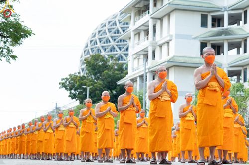 ภาพ No.43344:พิธีอัญเชิญมยุรนาวากาศ บูชาธรรมมหาปูชนียาจารย์ ชุดที่ 2 วันพฤหัสบดีที่ 3 กุมภาพันธ์ พ.ศ. 2565