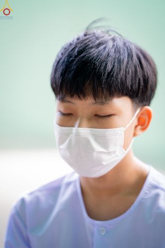 ภาพ No.43835:ประมวลภาพพิธีปลงผม โครงการอบรมมัชฌิมธรรมทายาท รุ่นที่ 26  และโครงการยุวธรรมทายาท รุ่นที่ 30