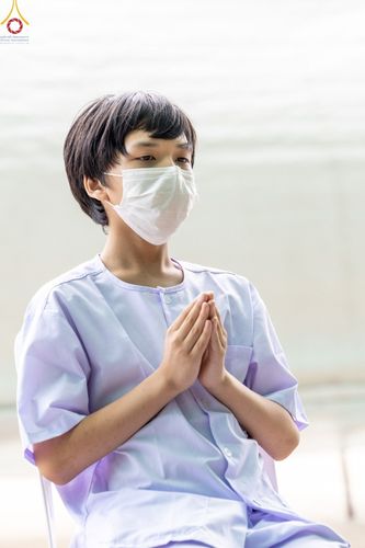 ภาพ No.43842:ประมวลภาพพิธีปลงผม โครงการอบรมมัชฌิมธรรมทายาท รุ่นที่ 26  และโครงการยุวธรรมทายาท รุ่นที่ 30