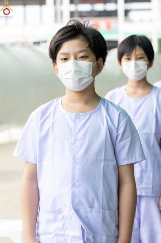 ภาพ No.43844:ประมวลภาพพิธีปลงผม โครงการอบรมมัชฌิมธรรมทายาท รุ่นที่ 26  และโครงการยุวธรรมทายาท รุ่นที่ 30