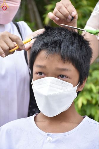 ภาพ No.45250:ประมวลภาพพิธีบรรพชา ในโครงการบรรพชาสามเณรฟื้นฟูพระพุทธศาสนาทั่วไทย ณ ศูนย์อบรมเยาวชนลาดหลุมแก้ว