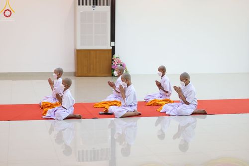ภาพ No.45300:ประมวลภาพพิธีบรรพชา โครงการบรรพชาสามเณรฟื้นฟูพระพุทธศาสนาทั่วไทย ณ ศูนย์ปฏิบัติธรรมฉะเชิงเทรา