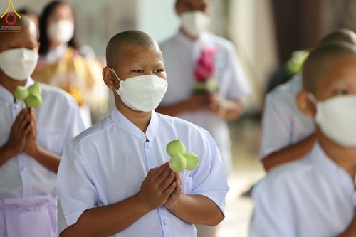 ภาพ No.45323:ประมวลภาพพิธีบรรพชา โครงการบรรพชาสามเณรฟื้นฟูพระพุทธศาสนาทั่วไทย ณ ศูนย์ปฏิบัติธรรมฉะเชิงเทรา