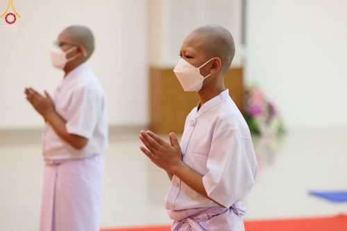 ภาพ No.45338:ประมวลภาพพิธีบรรพชา โครงการบรรพชาสามเณรฟื้นฟูพระพุทธศาสนาทั่วไทย ณ ศูนย์ปฏิบัติธรรมฉะเชิงเทรา