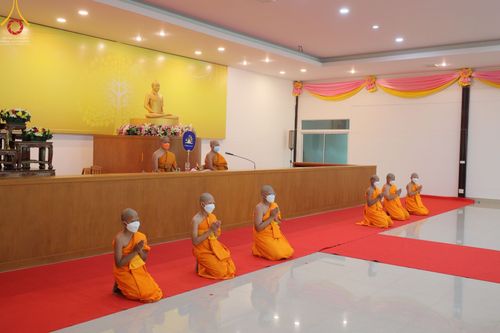 ภาพ No.45339:ประมวลภาพพิธีบรรพชา โครงการบรรพชาสามเณรฟื้นฟูพระพุทธศาสนาทั่วไทย ณ ศูนย์ปฏิบัติธรรมฉะเชิงเทรา