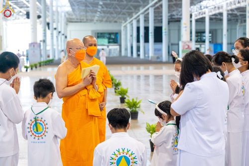 ภาพ No.47017:ประมวลภาพงานบุญวันอาทิตย์ ที่ 12 มิถุนายน พ.ศ. 2565 ณ วัดพระธรรมกาย