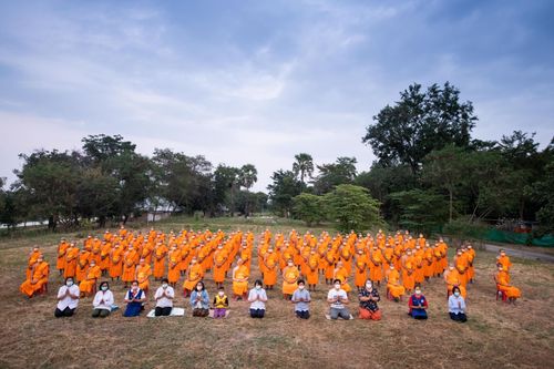 ภาพ No.40611:กิจวัตรพระธรรมทายาท จ.บุรีรัมย์
