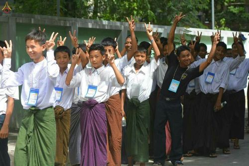 ภาพ No.18433:"ชีวิต มัณฑะเลย์" 