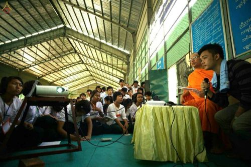 ภาพ No.18436:"ชีวิต มัณฑะเลย์" 