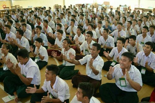 ภาพ No.18486:"ชีวิต มัณฑะเลย์" 