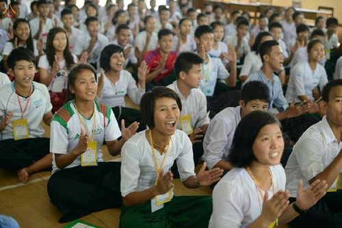 ภาพ No.18490:"ชีวิต มัณฑะเลย์" 