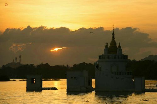 ภาพ No.18504:"ชีวิต มัณฑะเลย์" 