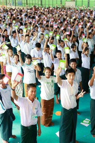 ภาพ No.18510:"ชีวิต มัณฑะเลย์" 