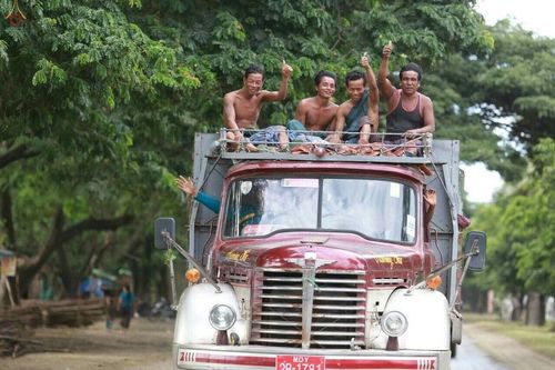 ภาพ No.18556:"ชีวิต มัณฑะเลย์" 