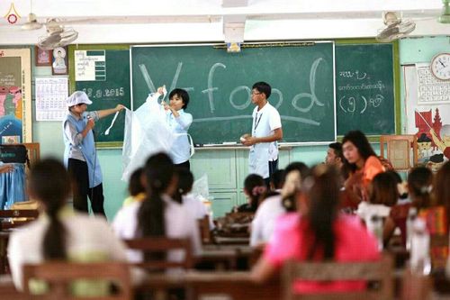 ภาพ No.18617:"ชีวิต มัณฑะเลย์" 