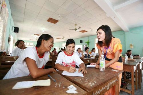 ภาพ No.18668:"ชีวิต มัณฑะเลย์" 