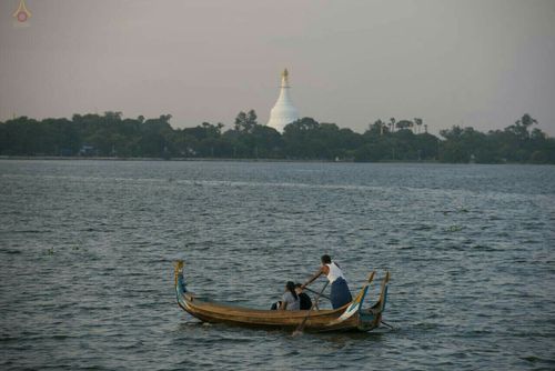 ภาพ No.18667:"ชีวิต มัณฑะเลย์" 