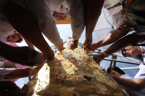 ภาพ No.4796:พิธีตอกเสาเข็มต้นแรกสถาปนา ปทุมรัตน์ธรรมเจดีย์