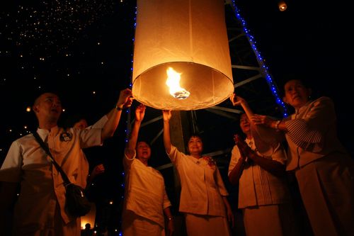 ภาพ No.4849:พิธีตอกเสาเข็มต้นแรกสถาปนา ปทุมรัตน์ธรรมเจดีย์