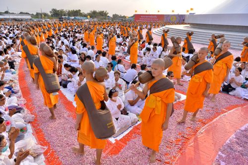 ภาพ No.35307:โครงการธรรมยาตรา เส้นทางพระผู้ปราบมาร ปีที่ 8 ณ อนุสรณ์สถานบางปลา
