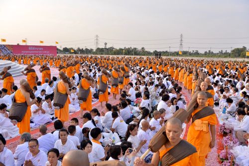 ภาพ No.35308:โครงการธรรมยาตรา เส้นทางพระผู้ปราบมาร ปีที่ 8 ณ อนุสรณ์สถานบางปลา