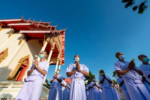 ภาพ No.39375:พิธีบรรพชาอุปสมบท ศูนย์ปฏิบัติธรรม จ.บุรีรัมย์ 