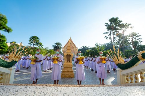 ภาพ No.39377:พิธีบรรพชาอุปสมบท ศูนย์ปฏิบัติธรรม จ.บุรีรัมย์ 