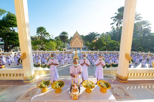 ภาพ No.39381:พิธีบรรพชาอุปสมบท ศูนย์ปฏิบัติธรรม จ.บุรีรัมย์ 