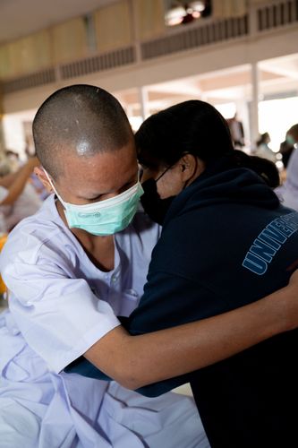 ภาพ No.39402:พิธีบรรพชาอุปสมบท ศูนย์ปฏิบัติธรรม จ.บุรีรัมย์ 