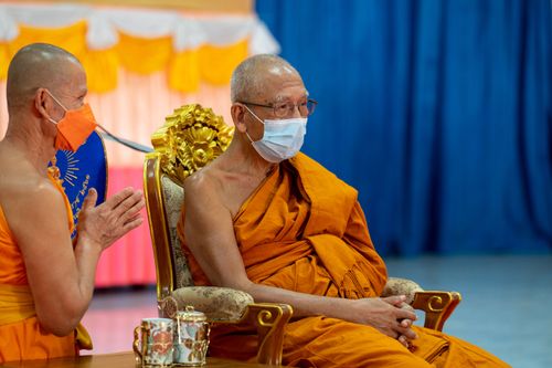 ภาพ No.39410:พิธีบรรพชาอุปสมบท ศูนย์ปฏิบัติธรรม จ.บุรีรัมย์ 