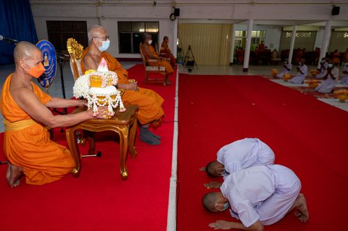 ภาพ No.39411:พิธีบรรพชาอุปสมบท ศูนย์ปฏิบัติธรรม จ.บุรีรัมย์ 