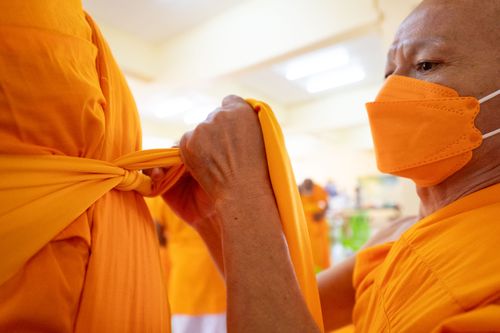 ภาพ No.39421:พิธีบรรพชาอุปสมบท ศูนย์ปฏิบัติธรรม จ.บุรีรัมย์ 