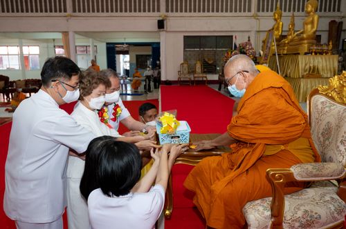 ภาพ No.39436:พิธีบรรพชาอุปสมบท ศูนย์ปฏิบัติธรรม จ.บุรีรัมย์ 