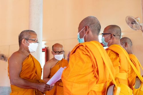 ภาพ No.39443:พิธีบรรพชาอุปสมบท ศูนย์ปฏิบัติธรรม จ.บุรีรัมย์ 