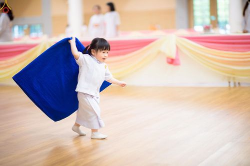 ภาพ No.225499:วันอาทิตย์ที่ 18 พฤษภาคม พ.ศ. 2568 พิธีร่วมบุญการศึกษา พระภิกษุ สามเณร ณ ห้องแก้วสารพัดนึก 2 วัดพระธรรมกาย