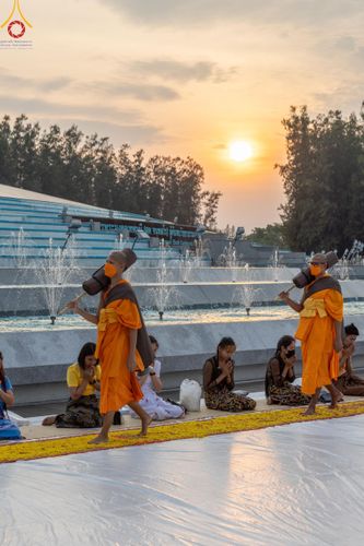 ภาพ No.120466:พิธีต้อนรับพระธรรมยาตรา ในโครงการธรรมยาตรา กตัญญูบูชา มหาปูชนียาจารย์ พระมงคลเทพมุนี(สด จนฺทสโร) พระผู้ปราบมาร อนุสรณ์สถาน 7 แห่ง ปีที่ 12 วันที่ 28 มกราคม พ.ศ. 2567 ณ วัดพระธรรมกาย จ.ปทุมธานี (ชุดที่ 2)