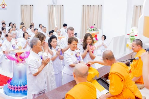 ภาพ No.234753:วันอาทิตย์ที่ 20 กรกฎาคม  พ.ศ.2568 พิธีทอดผ้าป่าภาคพื้นอเมริกา พิธีเจริญพระพุทธมนต์ ฉลองอาคารแก้วธรรมชัยรัตนอนันต์ วัดพระธรรมกายเทนเนสซี ประเทศสหรัฐอเมริกา