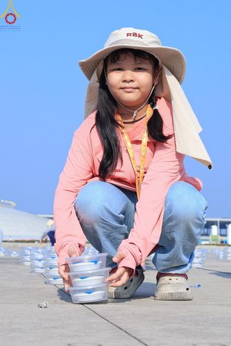 ภาพ No.60984:V.37 ยิ่งกว่าดี เพื่อ 80 ปีของพ่อ ภาพการเตรียมงานของหน่วยงานต่างๆ เพื่อพิธีฉลองอายุวัฒนมงคล 80 ปี หลวงพ่อธัมมชโย และรับถวายมหาสังฆทาน 10,000 กว่าวัดทั่วประเทศ ในวันคุ้มครองโลก วันจันทร์ที่ 22 เมษายน พ.ศ. 2567