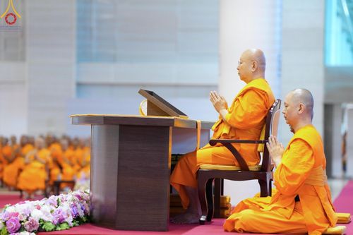 ภาพ No.146935:การต้อนรับพระสังฆาธิการ 2,000 กว่าวัดทั่วประเทศ และพิธีบูชาข้าวพระ เนื่องในวันสมาธิโลก วันอาทิตย์ที่ 4 สิงหาคม พ.ศ. 2567 ณ สภาธรรมกายสากล วัดพระธรรมกาย