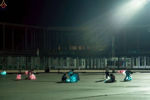 ภาพ No.241131:วันพุธที่ 27 สิงหาคม พ.ศ. 2568 พิธีจุดประทีป ในวันธรรมชัย ณ วัดพระธรรมกาย