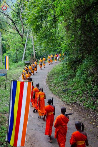 ภาพ No.140012:PhotoStory มหาศรัทธา ธรรมยาตราศรีลังกา EP.2 พิธีเปิดโครงการสยาม-ลังกา ธรรมยาตรา ฉลองเทศกาลวิสาขบูชาแห่งชาติ ศรีลังกา บูชาธรรม 80 ปีหลวงพ่อธัมมชโย เมื่อวันที่ 17 พฤษภาคม พ.ศ. 2567