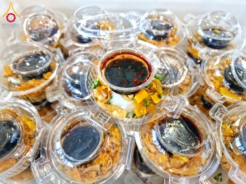 ภาพ No.204439:พิธีถวายภัตตาหารเป็นสังฆทาน แด่พระธรรมยาตรา ณ วัดพระธรรมกาย ตำบลคลองสาม อำเภอคลองหลวง จังหวัดปทุมธานี ในโครงการธรรมยาตรา กตัญญูบูชา มหาปูชนียาจารย์ พระมงคลเทพมุนี(สด จนฺทสโร) พระผู้ปราบมาร อนุสรณ์สถาน 7 แห่ง ปีที่ 13 วันที่ 31 มกราคม พ.ศ. 2568