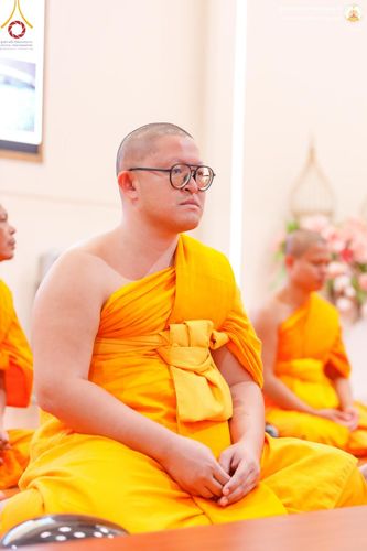 ภาพ No.152231:โครงการอบรมอุบาสก อุบาสิกาแก้ว ตัวแทนทอดกฐิน 30,000 วัด ทั่วไทย ระหว่างวันที่ 6-8 กันยายน พ.ศ. 2567 ณ ศูนย์อบรมเยาวชนกาญจนบุรี