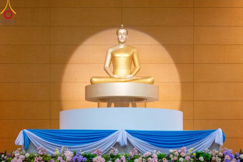 ภาพ No.90608:พิธีบำเพ็ญกุศลสวดพระอภิธรรม อุบาสกถาวร พรหมถาวร (อุบาสกผู้ปั้นพระ) วันอาทิตย์ที่ 15 ตุลาคม พ.ศ. 2566 ณ ห้องแก้วสารพัดนึก 1 สภาธรรมกายสากล วัดพระธรรมกาย จ.ปทุมธานี