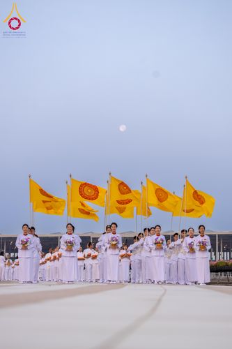 ภาพ No.319337:วันเสาร์ที่ 4 เมษายน พ.ศ.2569 พิธีขอขมา มอบผ้าไตร และถวายบาตรแด่นาคธรรมทายาท ในโครงการบรรพชาสามเณรฟื้นฟูพระพุทธศาสนาทั่วไทย โครงการหน่อแก้วเปรียญธรรม รุ่นที่ 14 โครงการสามเณรยุวธรรมทายาท รุ่นที่ 34 โครงการสามเณรมัชฌิมธรรมทายาท รุ่นที่ 30 ณ สภาธรรมกายสากล