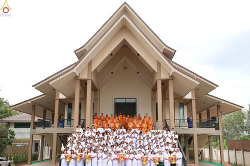 ภาพ No.281912:วันที่ 28 ตุลาคม พ.ศ 2568 พิธีทอดกฐินสามัคคีทั่วไทย 30,000 วัด  โดยคณะศิษยานุศิษย์ บูชาธรรม 81 ปี  หลวงพ่อธัมมชโย ณ ศูนย์ปฏิบัติธรรมพัทลุง