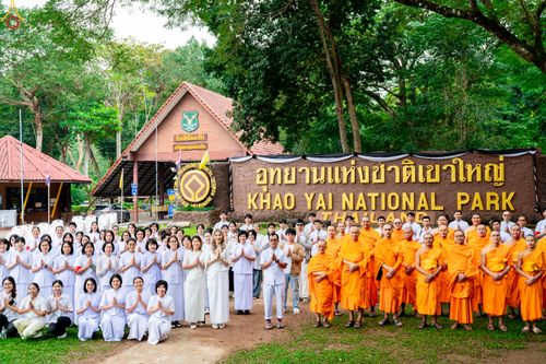 ภาพ No.283447:วันที่ 12 -13 ธันวาคม พ.ศ.2568 เบื้องหลังความสำเร็จ ของการจัดงานตักบาตร พระ 1,000 รูป เขาใหญ่