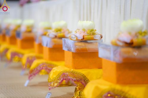 ภาพ No.105527:พิธีถวายภัตตาหารเป็นสังฆทาน แด่คณะพระธรรมยาตราฯ ในโครงการธรรมยาตรากตัญญูบูชา มหาปูชนียาจารย์ พระมงคลเทพมุนี(สด จนฺทสโร) พระผู้ปราบมาร อนุสรณ์สถาน 7 แห่ง ปีที่ 12 วันที่ 3 มกราคม พ.ศ. 2567 ณ สภาธรรมกายสากล วัดพระธรรมกาย