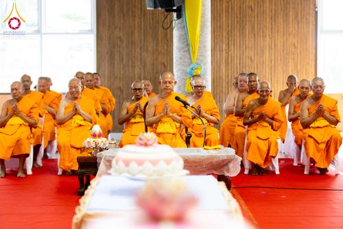 ภาพ No.315652:วันอาทิตย์ ที่ 22 มีนาคม พ.ศ. 2569 พิธีทอดผ้าป่าฉลองพระประธาน พิธีประดิษฐานพระบรมสารีริกธาตุในองค์พระประธาน พิธีจารึกชื่อบรรจุในแผ่นฌาน ณ ศูนย์ปฏิบัติธรรมสมุทรปราการ (บางบ่อ)